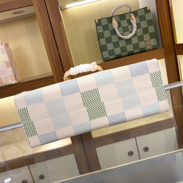 ルイヴィトンバッグ角部分ディテール